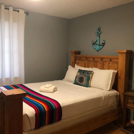 The Cove Bnb Hudson Bend Εξωτερικό φωτογραφία