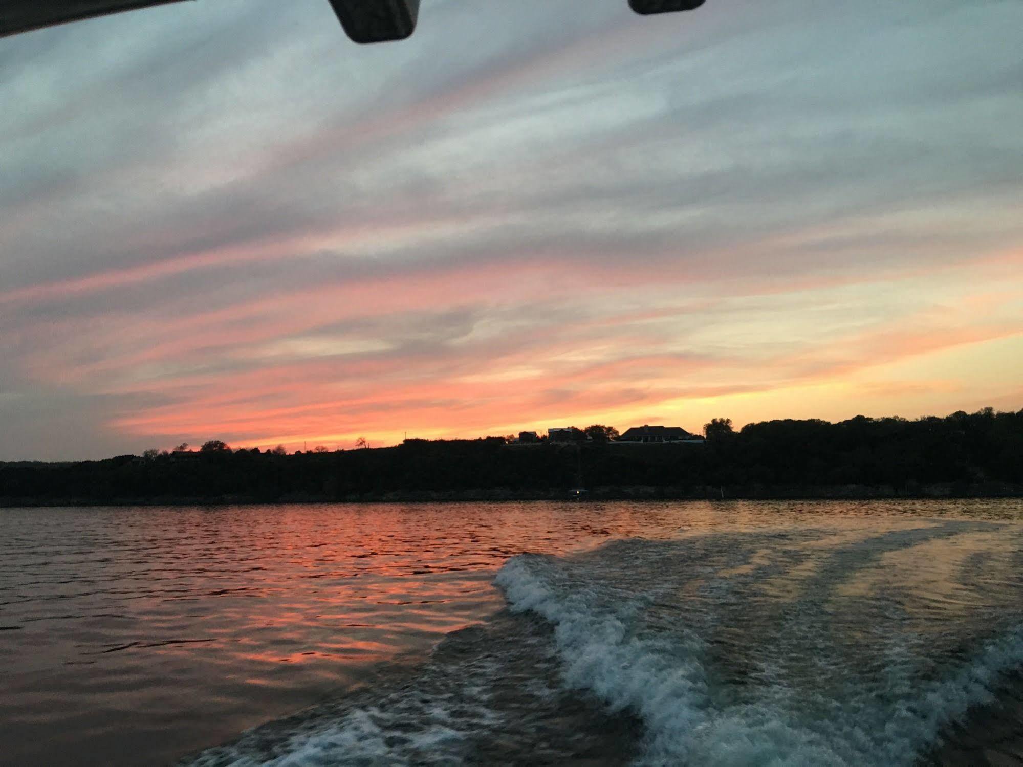 The Cove Bnb Hudson Bend Εξωτερικό φωτογραφία
