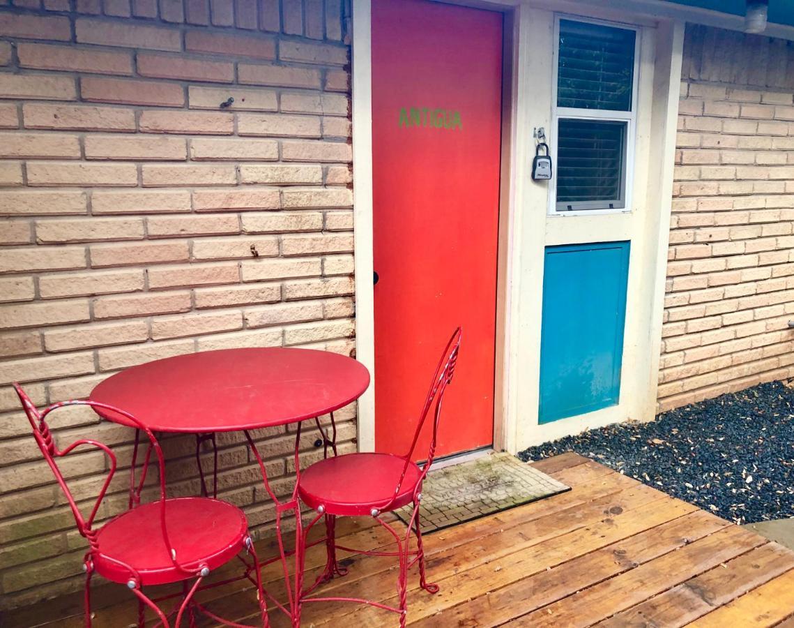 The Cove Bnb Hudson Bend Εξωτερικό φωτογραφία